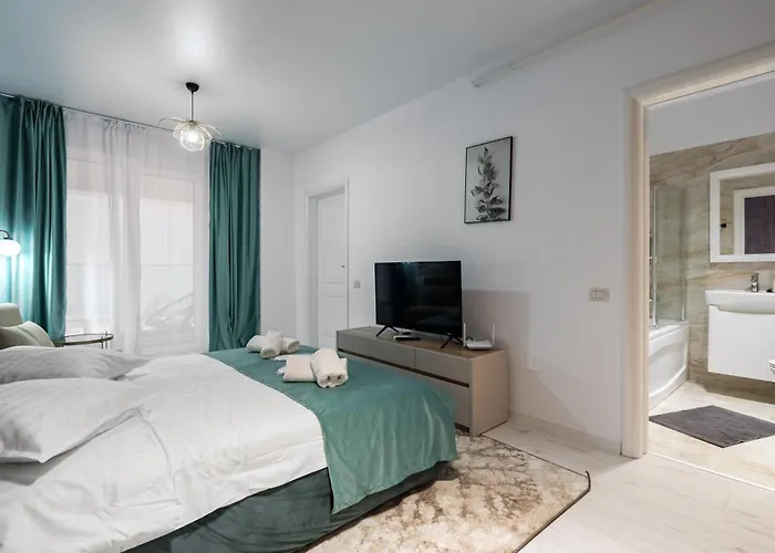 P18 Apartment *